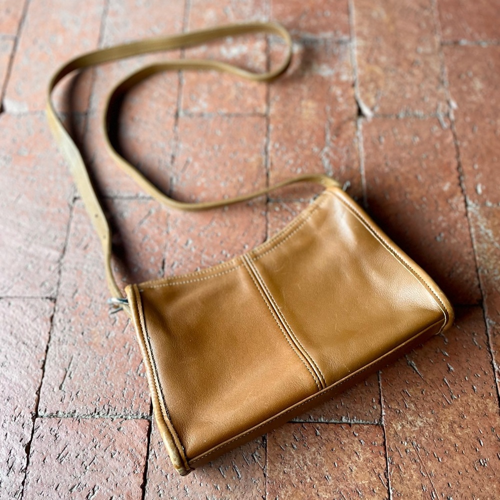 Coach small brown leather purse